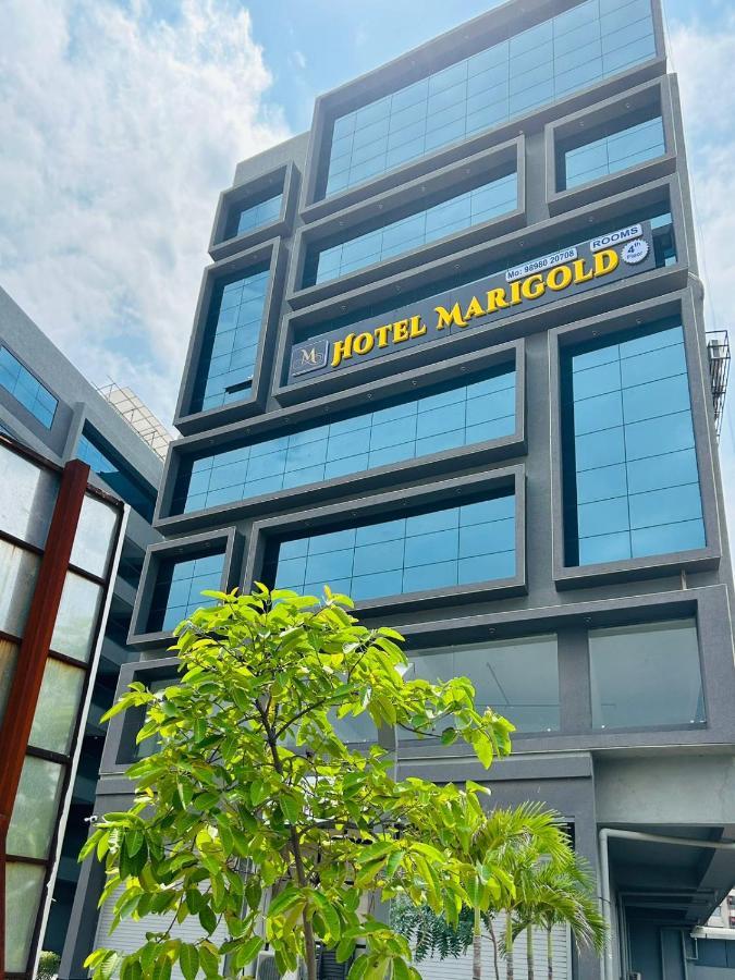 Hotel Marigold Naroda Ahmadabad Zewnętrze zdjęcie